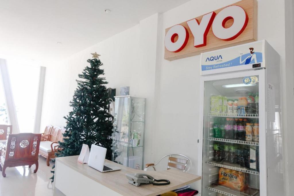 Oyo 1194 Villa Bukit Panderman Residence Бату Екстер'єр фото